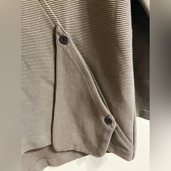 F. H. Clothing Travel Jacket Zip Up‎ Driftwood Womens size medium NWT - Picture 4 of 9